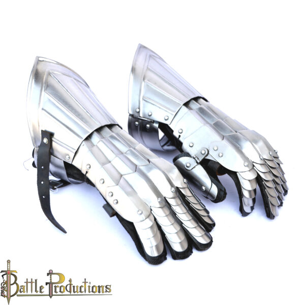 Medieval Fantasy Knight Gothic Gauntlets (BPGS2402) - Image 2