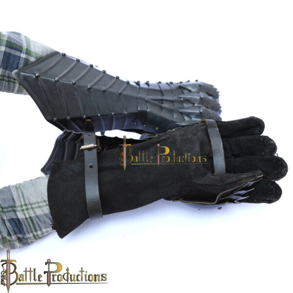 Medieval Fantasy Nazgul Gauntlets (Black) (BPGS2406) - Image 4