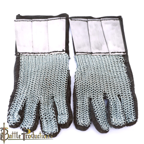 Medieval Round Butted Chainmail Gauntlets (BPGS2428) - Image 2