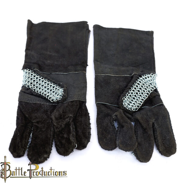 Medieval Round Butted Chainmail Gauntlets (BPGS2428) - Image 5