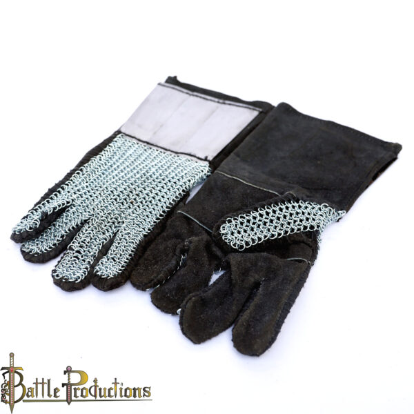 Medieval Round Butted Chainmail Gauntlets (BPGS2428) - Image 4