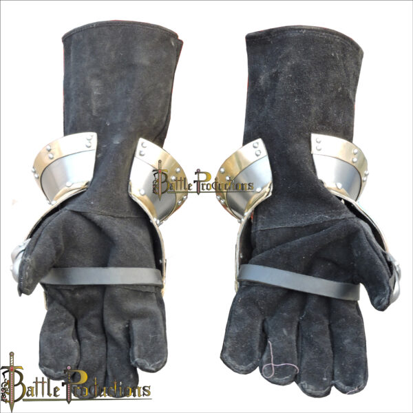 14 Century Hourglass Gauntlets (BPGS2414) - Image 4