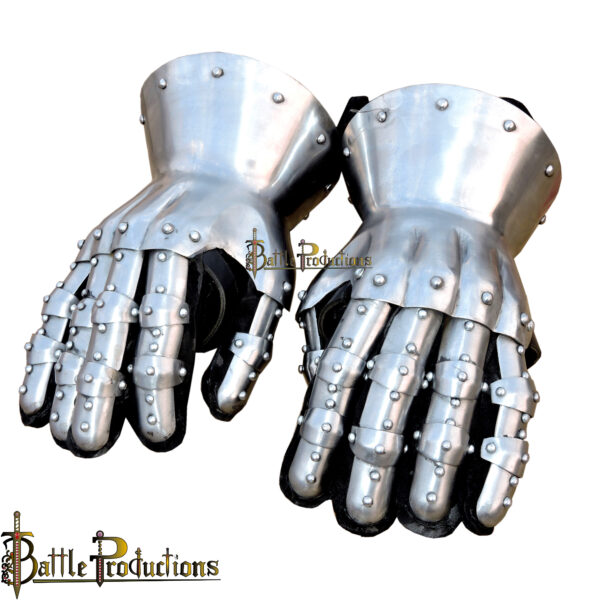 14 Century Hourglass Gauntlets (BPGS2413) - Image 3