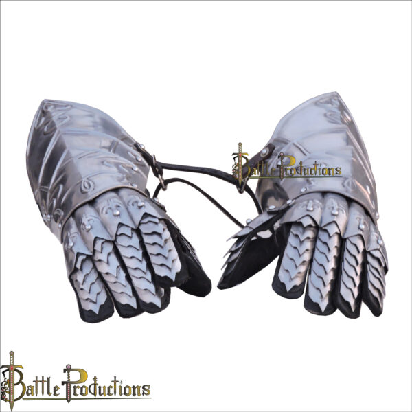 Medieval Knight Steel Gauntlets (BPGS2412) - Image 2