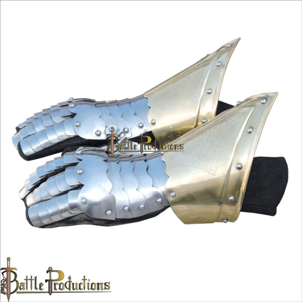 Medieval Articulated Gauntlets (Brass Plated) (BPGS2410) - Image 3