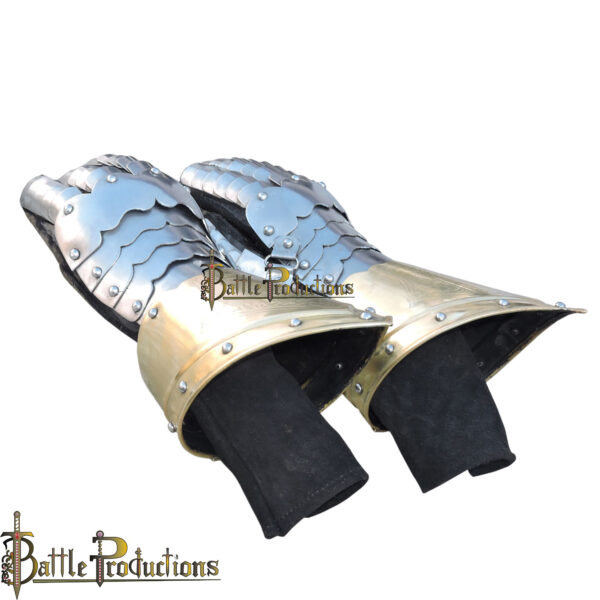 Medieval Articulated Gauntlets (Brass Plated) (BPGS2410) - Image 5