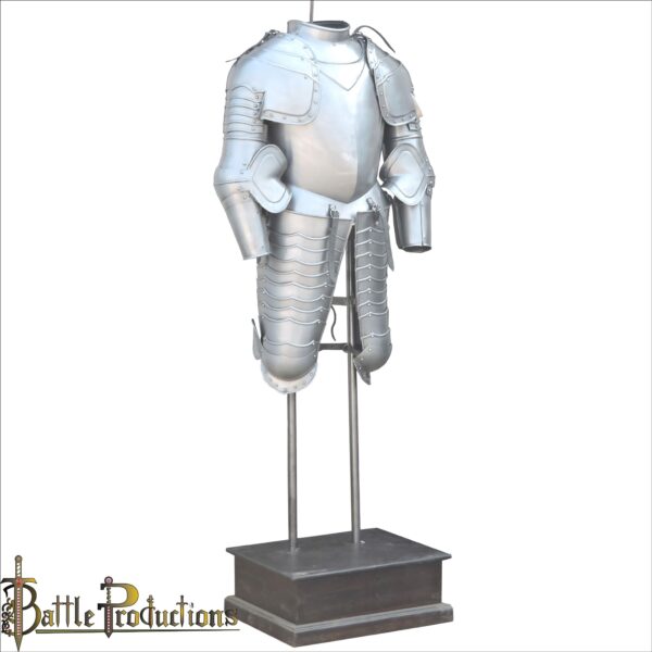 Half Suit of Armour, 16th Century - Image 3