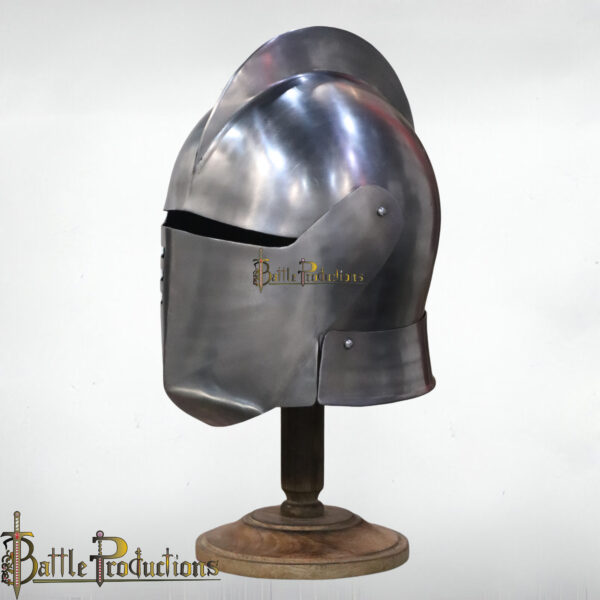 Sir Ulrich Knight Helmet - Image 2