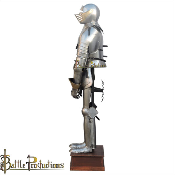 Medieval European Suit of Armour - Image 5
