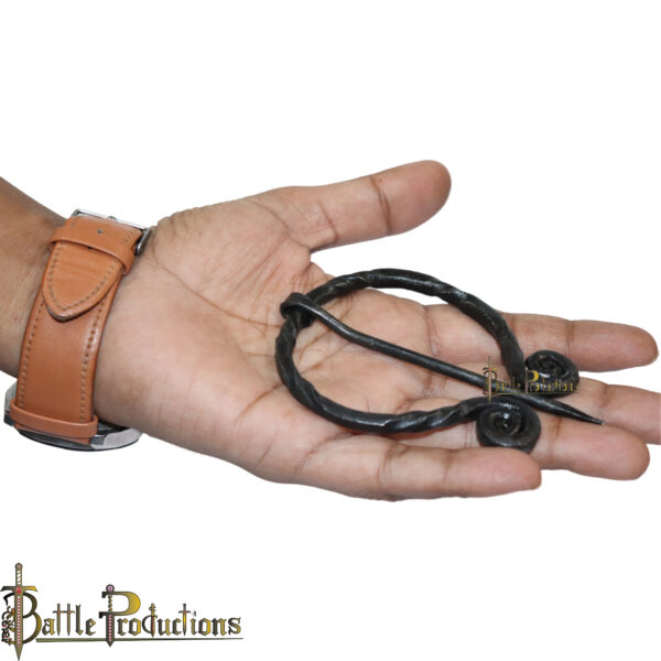 Medieval Twist Cloak Pin – Hand-Forged Iron Brooch - Image 3